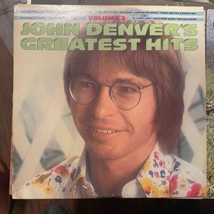 2 vinyl records by John Denver greatest hits vol2 and spirit